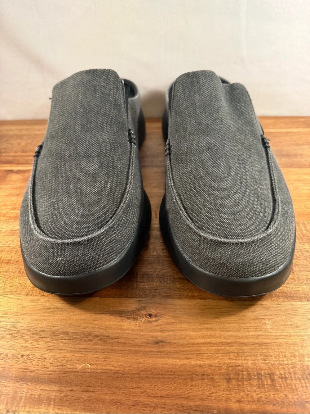 OrthoComfort Orthopedic Slip-on Loafers Grey Canvas Size 9.5 NWOT